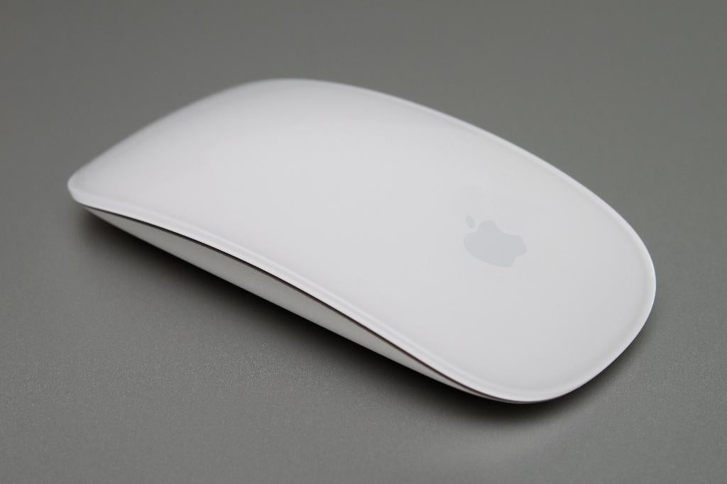 Apple magic mouse, Computers en Software, Muizen, Muis, Gebruikt, Ophalen of Verzenden, Draadloos