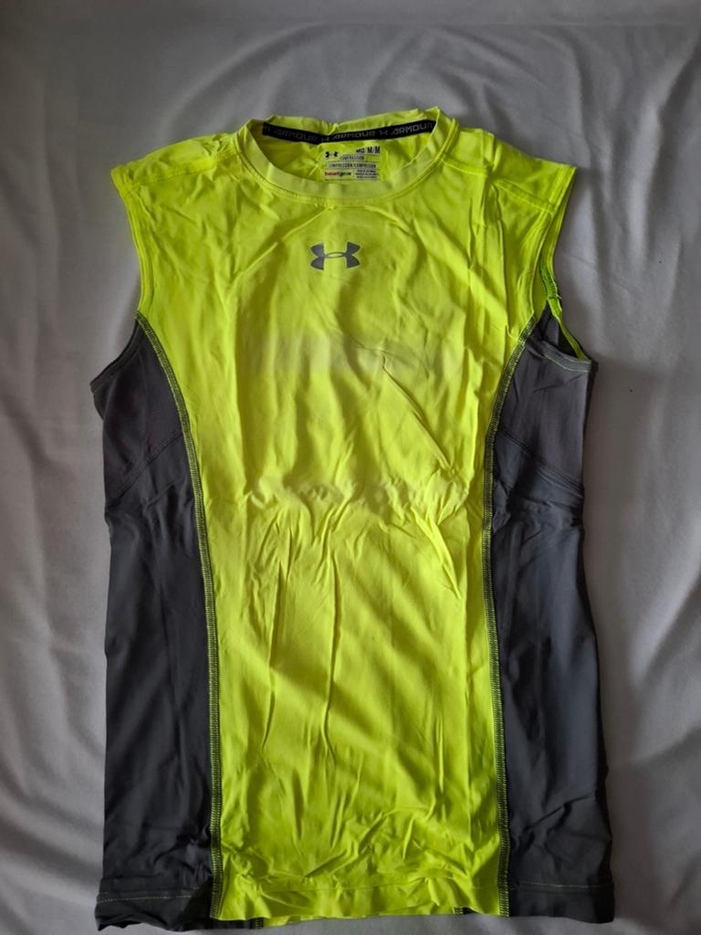 Under Armour compressie singlet maat MD, Kleding | Heren, Sportkleding, Maat 48/50 (M), Geel, Under Armour, Ophalen of Verzenden