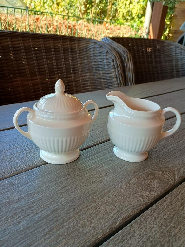 Suikerpot en melkkan edme Wedgwood, Antiek en Kunst, Antiek | Servies compleet, Ophalen