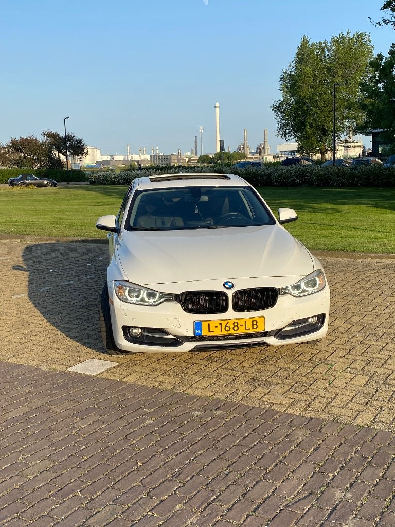 BMW 320d Sport Edition|184pk|Automaat|Schuifdak|leer., Auto's, BMW, 745 kg, Achterwielaandrijving, 1995 cc, 4 cilinders