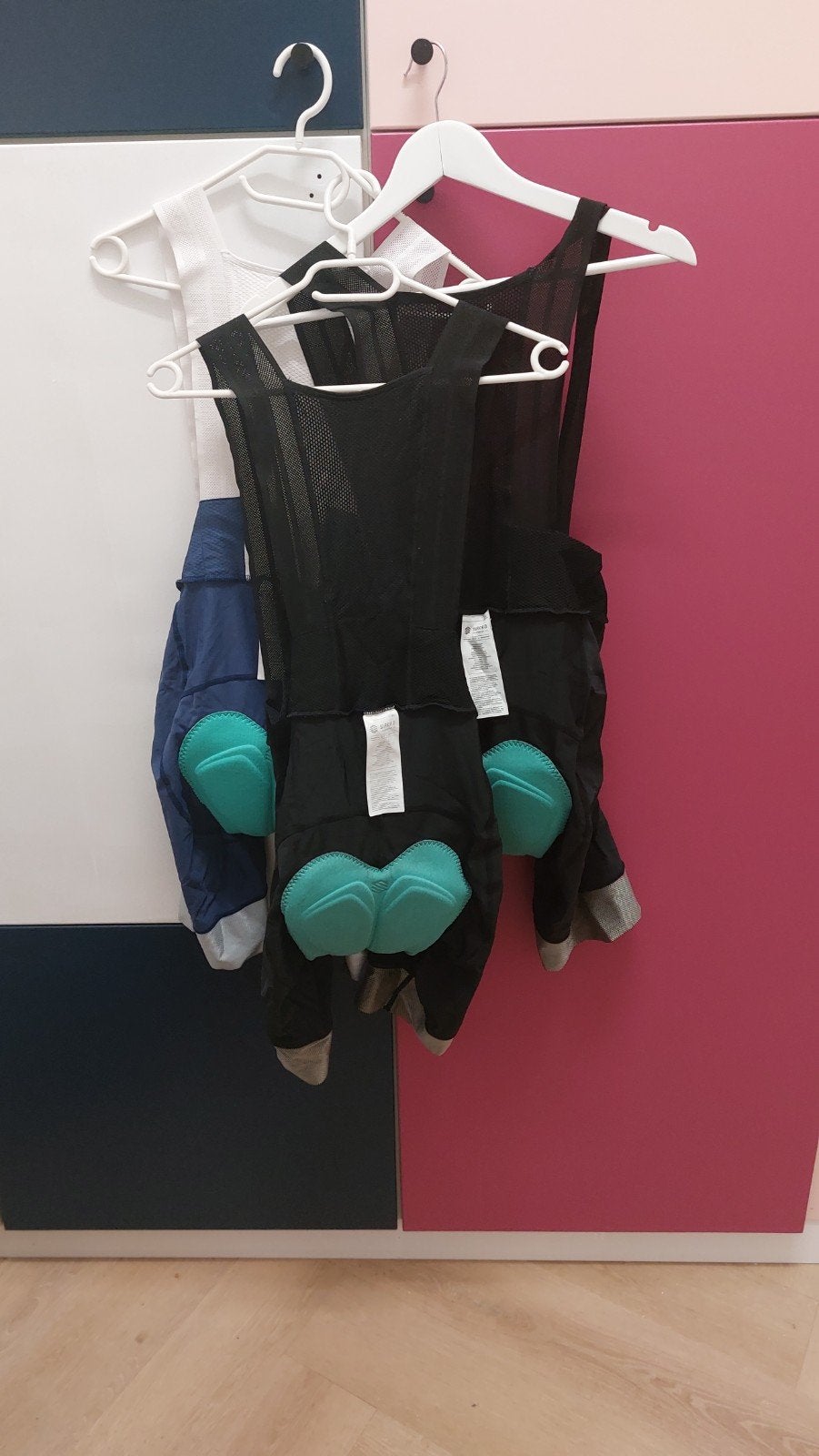 Siroko BX Bib Shorts Maat M - 2x Zwart, 1x Blauw, Fietsen en Brommers, Fietsaccessoires | Fietskleding, Ophalen of Verzenden, Zo goed als nieuw