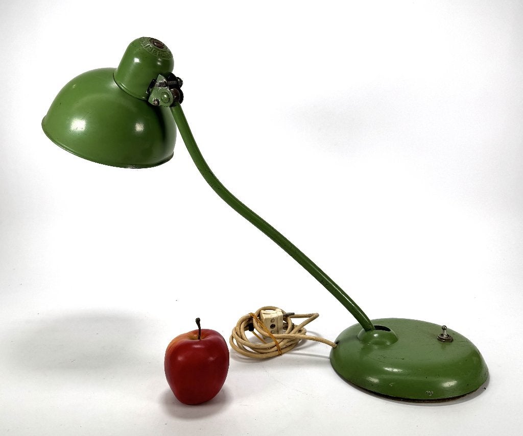1297. Metalen tafellamp, ontwerp C. Dell voor Kaiser Idell, Antiek en Kunst, Antiek | Lampen, Ophalen