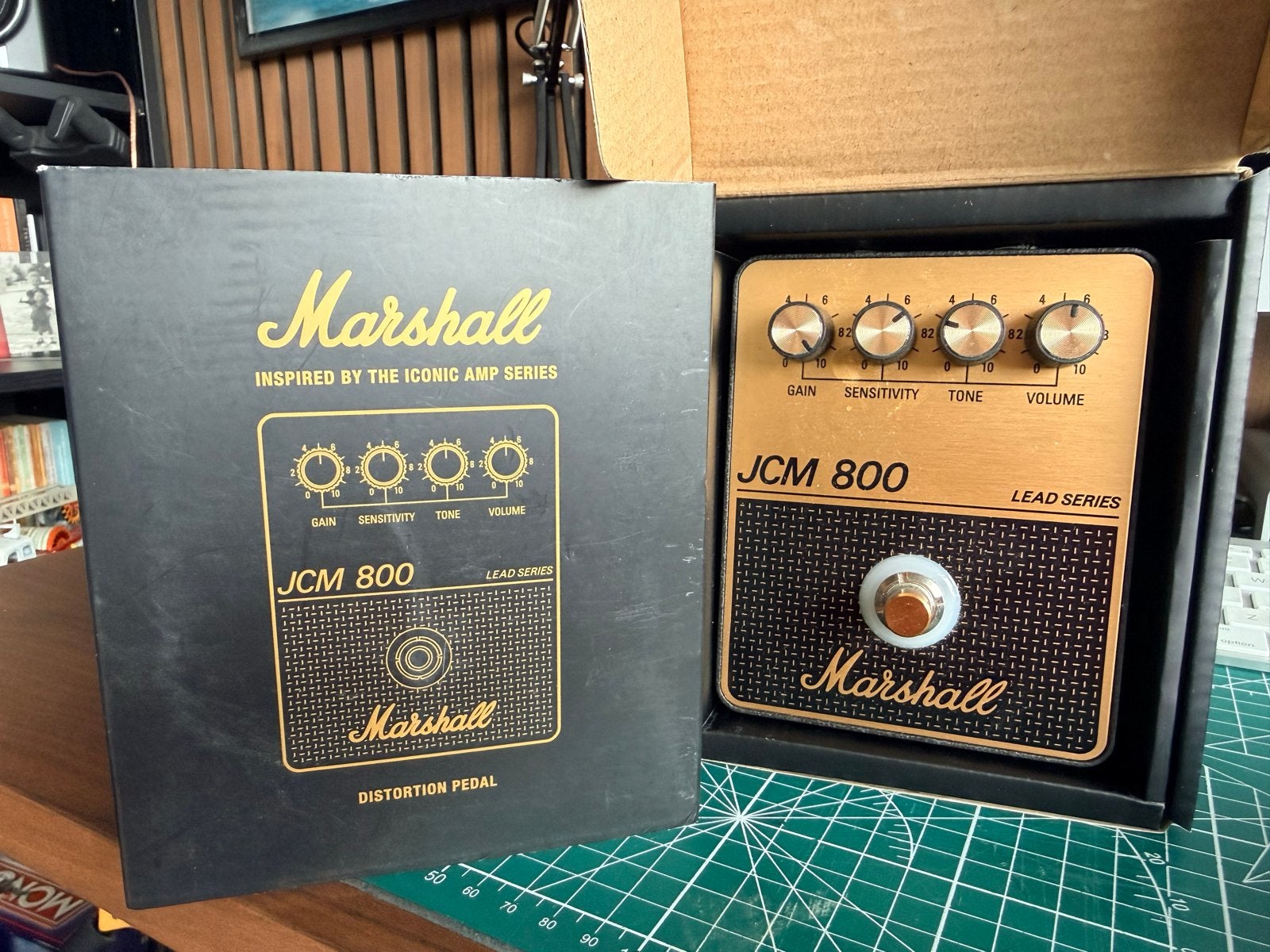 Marshall JCM 800 Distortion Pedaal - Zo goed als nieuw, Ophalen of Verzenden, Zo goed als nieuw, Distortion, Overdrive of Fuzz