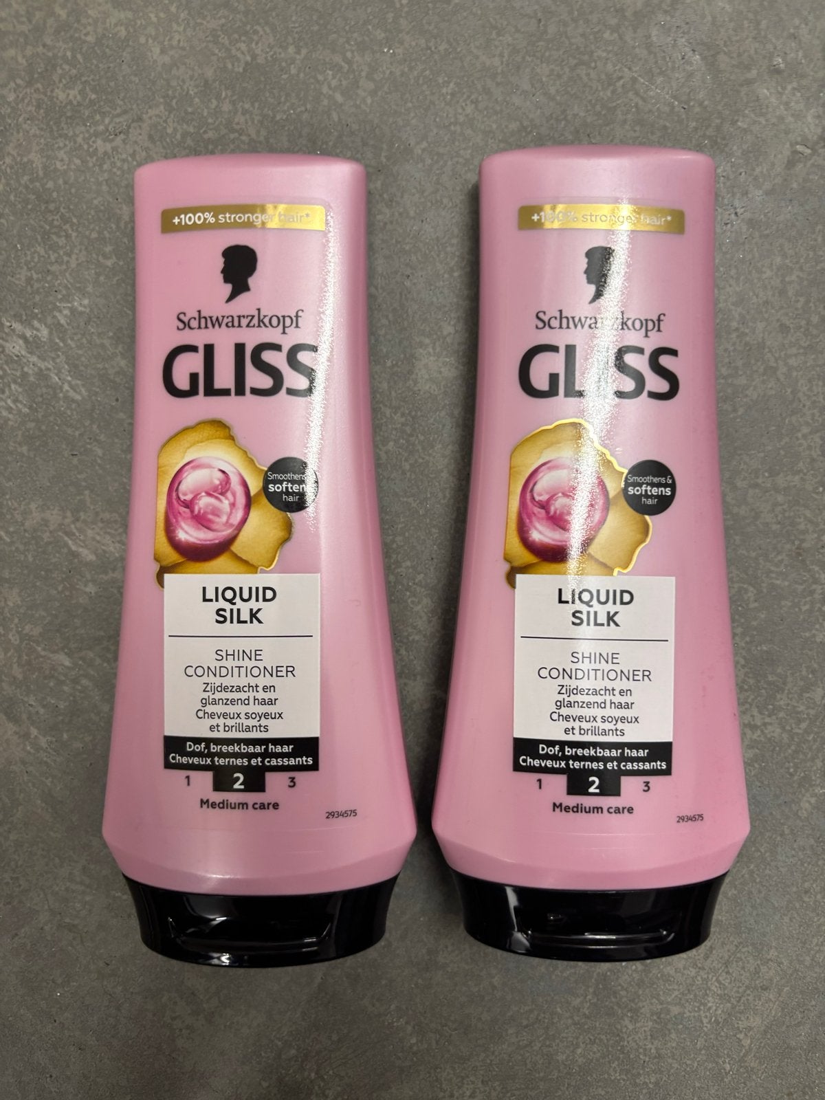 Schwarzkopf Gliss Liquid Silk Shine Conditioner (2x), Ophalen of Verzenden, Nieuw, Shampoo of Conditioner