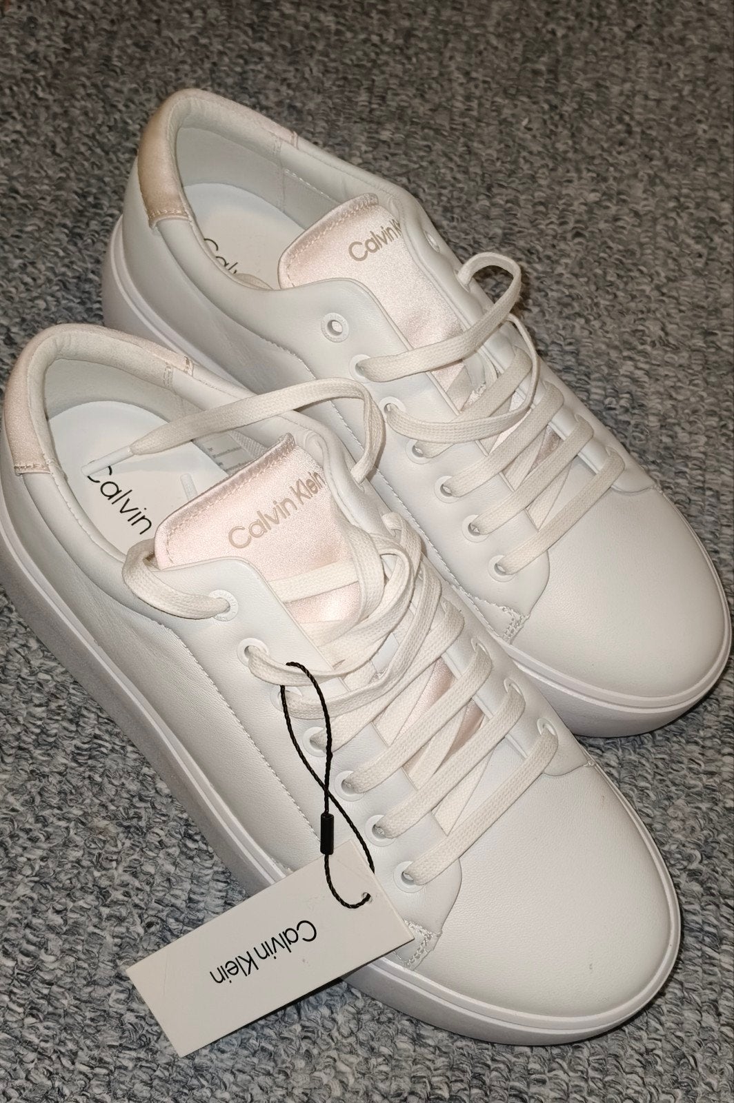 Calvin Klein Dames Sneakers maat 40 - Nieuw met label, Wit, Nieuw, Ophalen of Verzenden, Sneakers of Gympen