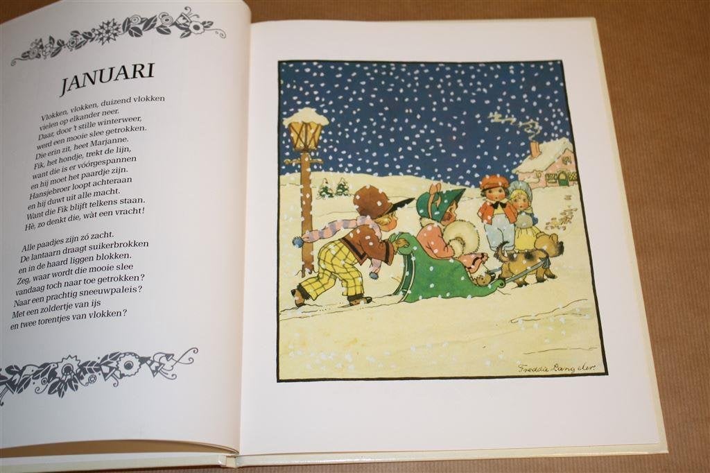 Het jaartje rond. Gedichtjes van Martien Beversluis., Ophalen of Verzenden, Gelezen