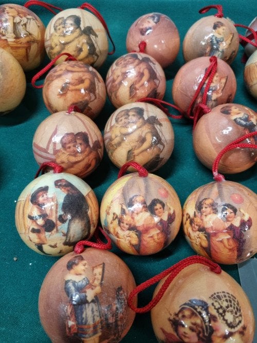 -	 Kerstballen nostalgisch papier, Ophalen of Verzenden, 'T Olde Gre-j, Info@toldegrej.nl, Endepoelstraat 20f Didam