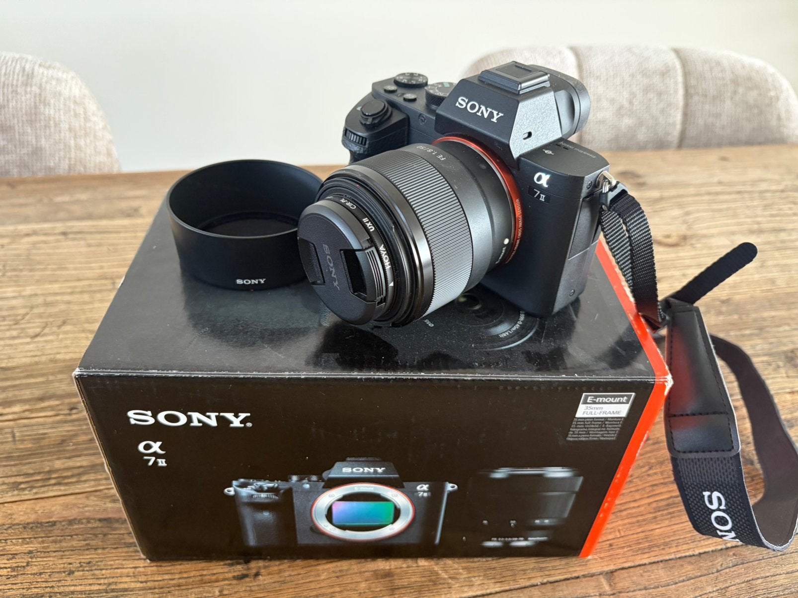Sony A7 II + FE 50mm F1.8 + Complete Accessoireset, Audio, Tv en Foto, Fotocamera's Digitaal, Draagriem, Kantelbaar/draaibaar scherm