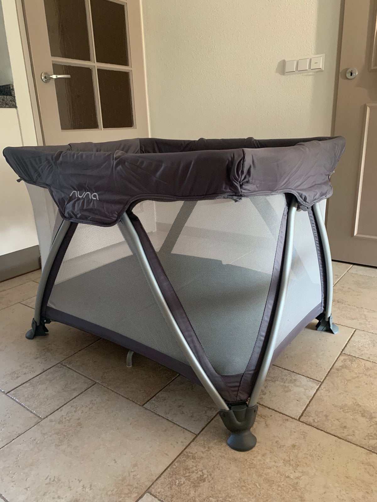 Nuna campingbedje incl.matras, Kinderen en Baby's, Ophalen, Gebruikt, Reisbedje
