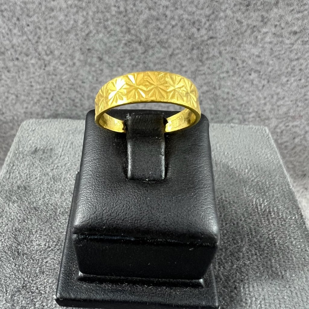 Gouden Ring | 22k | 3,54g | bandring | 16,75 | 416844