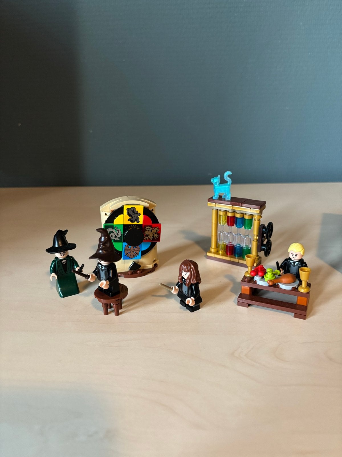 LEGO Harry Potter Zweinstein: Sorteerhoed ceremonie (76460), Ophalen of Verzenden, Zo goed als nieuw, Overige merken