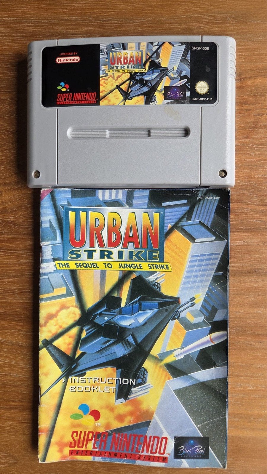 Urban Strike Super Nintendo SNES met handleiding, Spelcomputers en Games, Games | Nintendo Super NES, Avontuur en Actie, Gebruikt