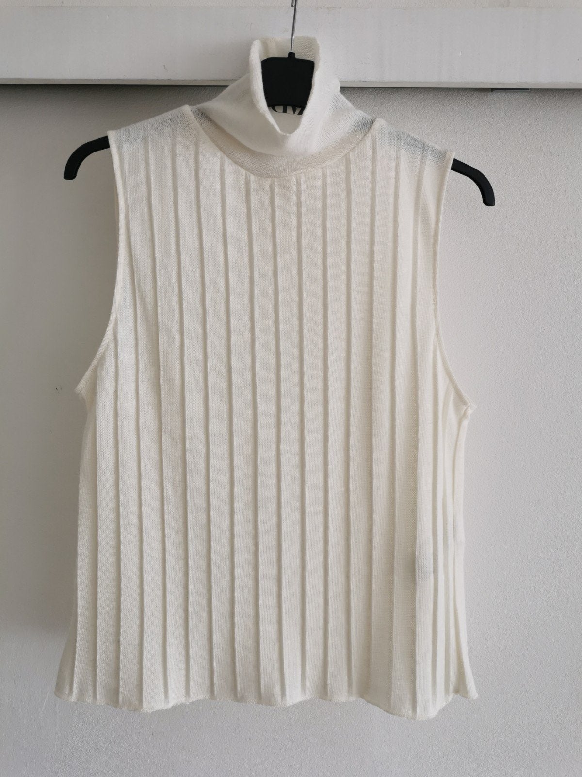 ZARA top met opstaande kraag mt. M, Maat 38/40 (M), Verzenden, Nieuw, Zonder mouw