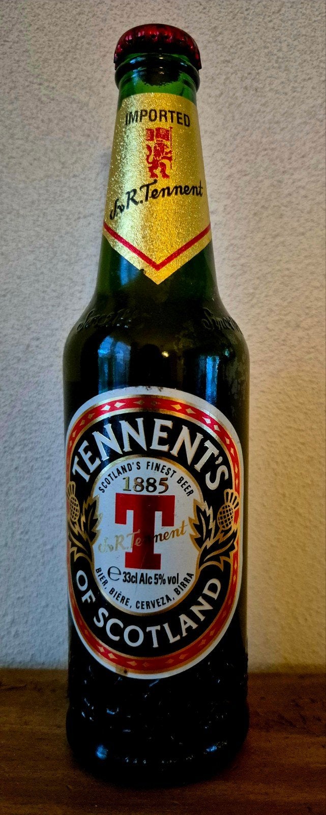 fles TENNENT`S bier uit SCOTLAND imported R,Tennent 1885 T, Ophalen of Verzenden, Zo goed als nieuw, Flesje(s), Overige merken