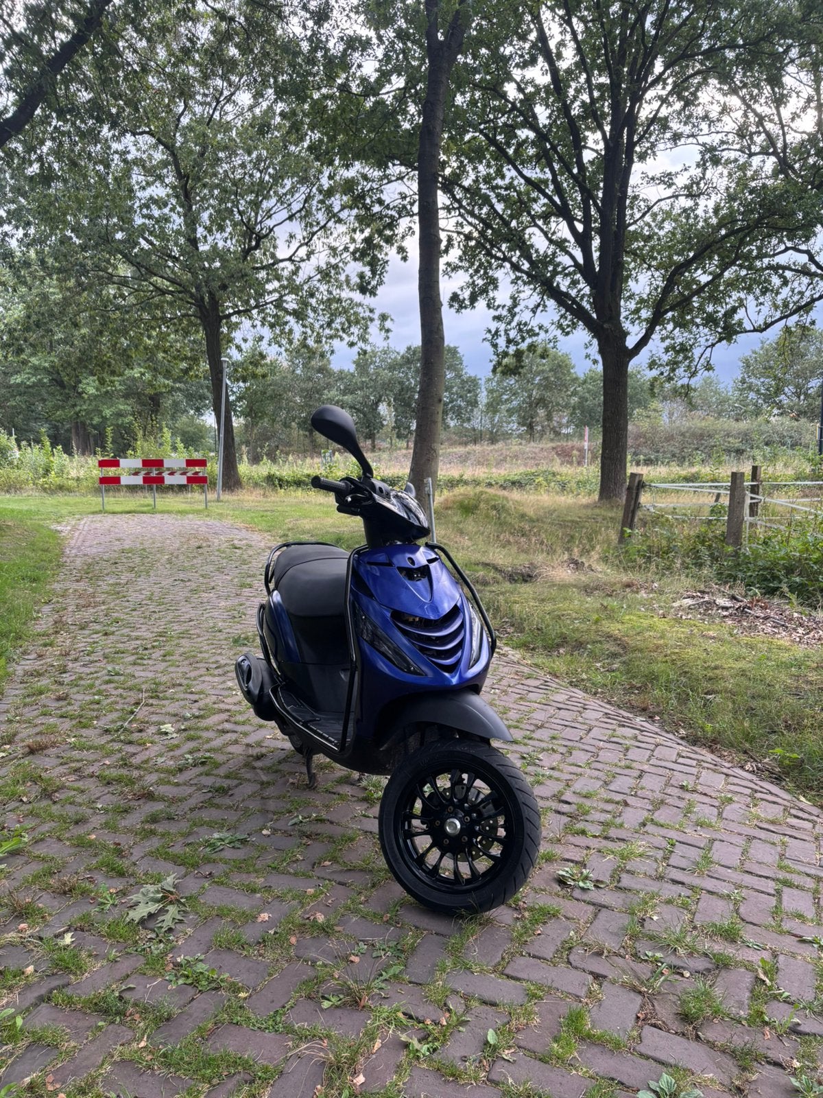 Piaggio zip, Ophalen, Zip, Zo goed als nieuw, 80 cc
