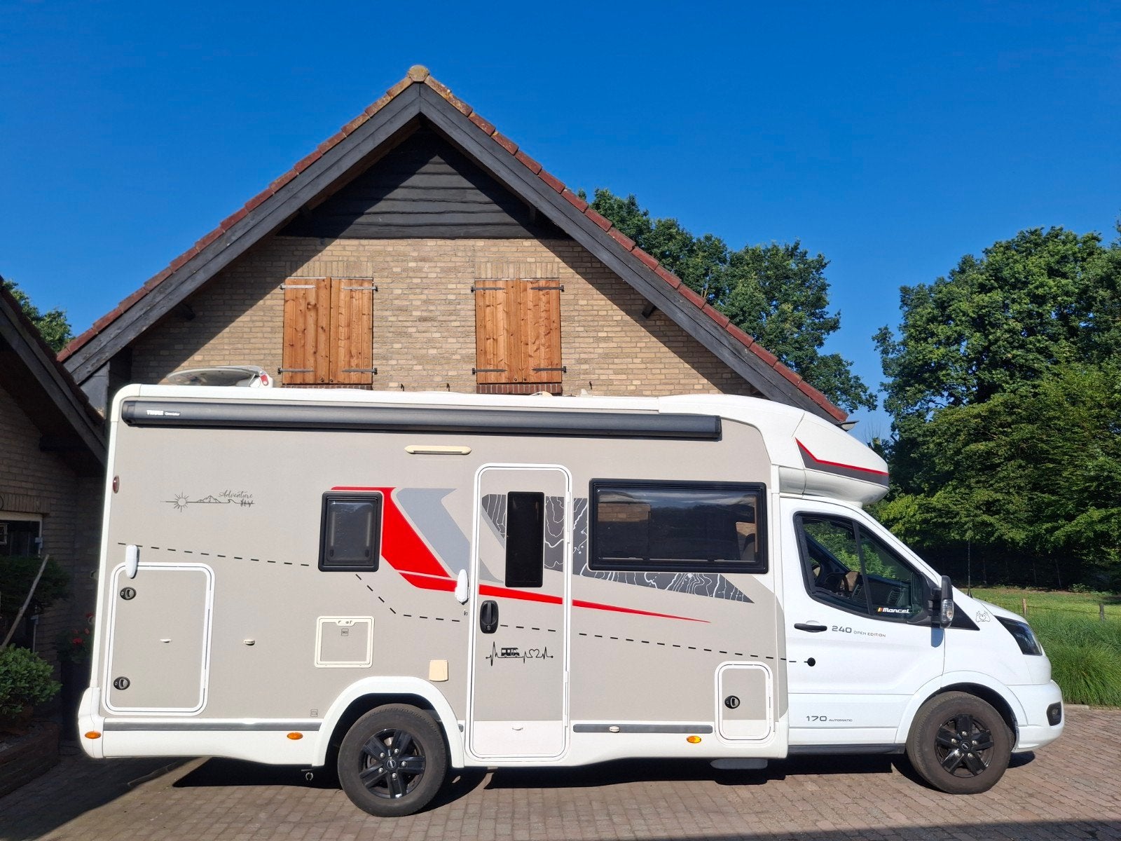 "CHALLENGER 240 -BJ 2022-AUTOMAAT 170 PK", Caravans en Kamperen, Campers, Afzuigkap, Ringverwarming, Ford, 6 tot 7 meter