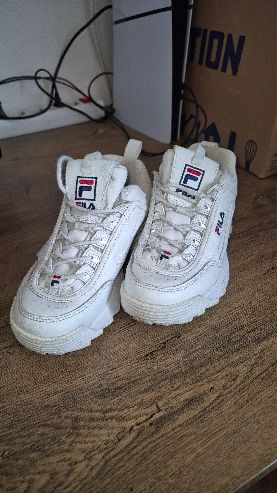 Witte Fila Disruptor sneakers - Maat 36½, Wit, Ophalen of Verzenden, Sneakers of Gympen, Gedragen