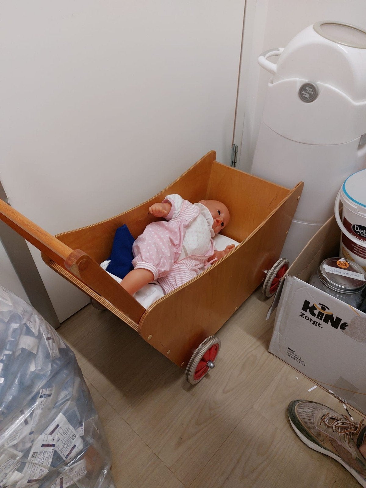Houten poppenwagen, Ophalen, Gebruikt, Babypop