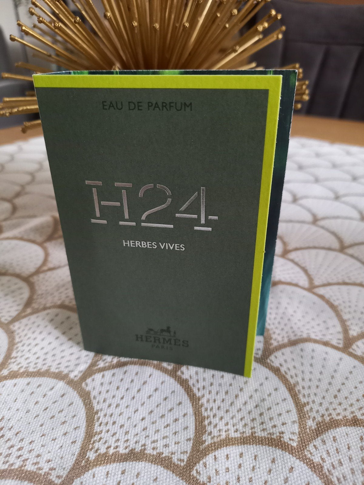 Proefje H24 Herbes Vives Hermes, Sieraden, Tassen en Uiterlijk, Uiterlijk | Parfum, Ophalen of Verzenden, Nieuw