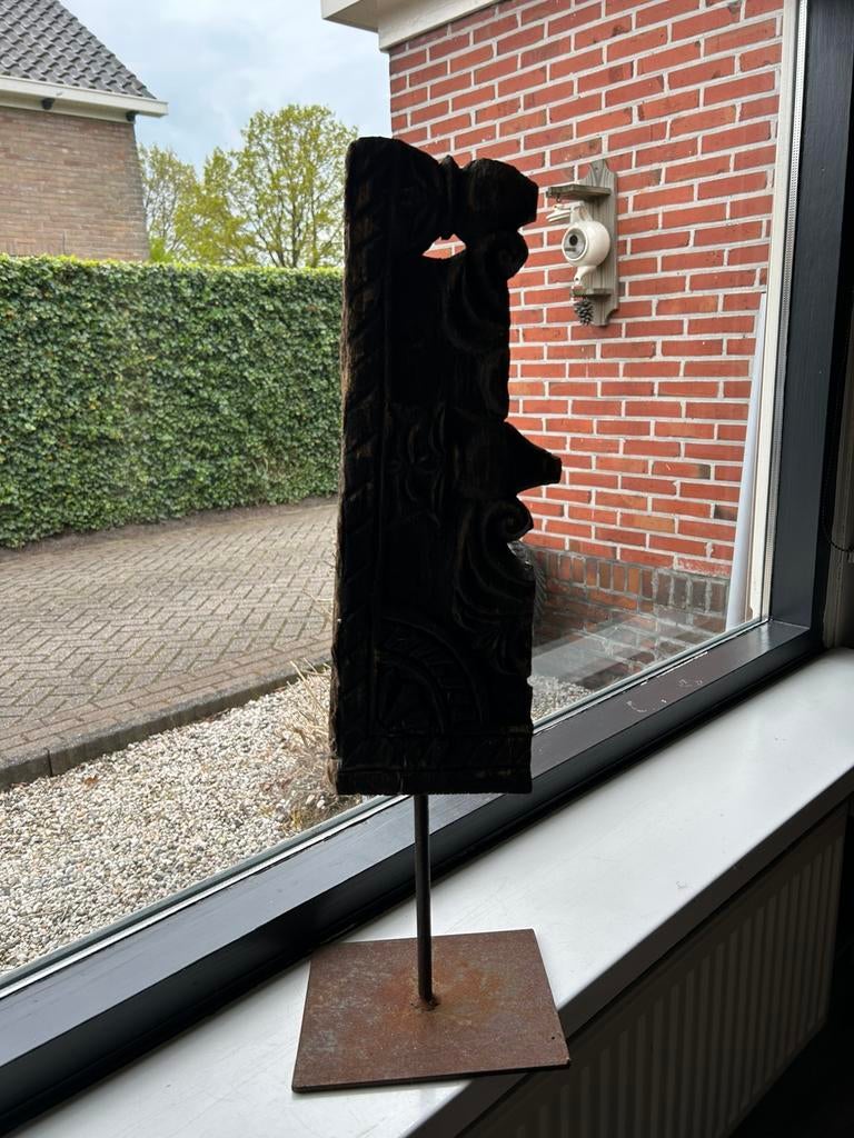 Mooi oud ornament op statief, Ophalen of Verzenden, Zo goed als nieuw