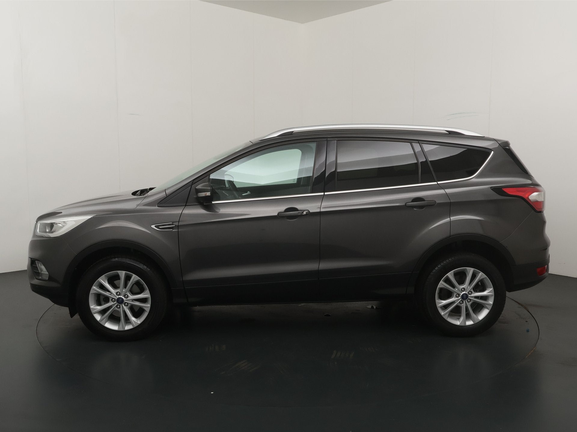 Ford Kuga 1.5 EcoBoost Titanium 1e Eig. | Trekhaak | Elek. a, 4 cilinders, Leder en Stof, Origineel Nederlands, Handgeschakeld