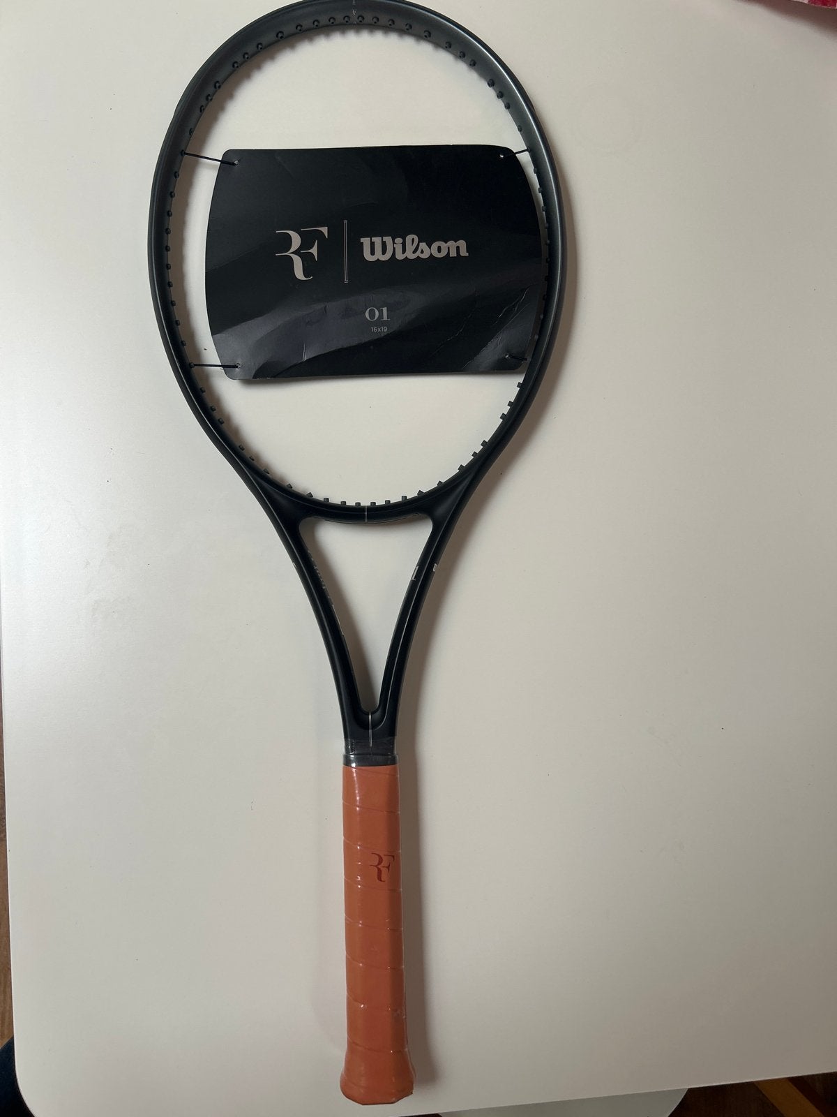 Wilson RF 01 Tennisracket - Nieuw met label, Sport en Fitness, L2, Nieuw, Ophalen of Verzenden, Wilson