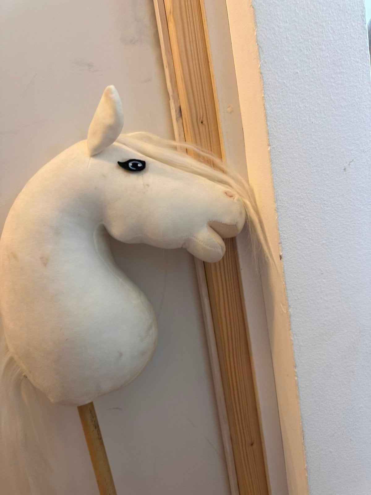 Mooie wite hobby horse, Ophalen, Zo goed als nieuw