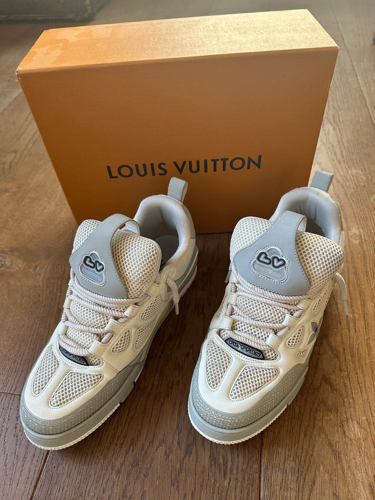 Louis Vuitton LV Runner Tatic Sneakers - Zo goed als nieuw, Ophalen of Verzenden, Zo goed als nieuw, Wit, Sneakers of Gympen