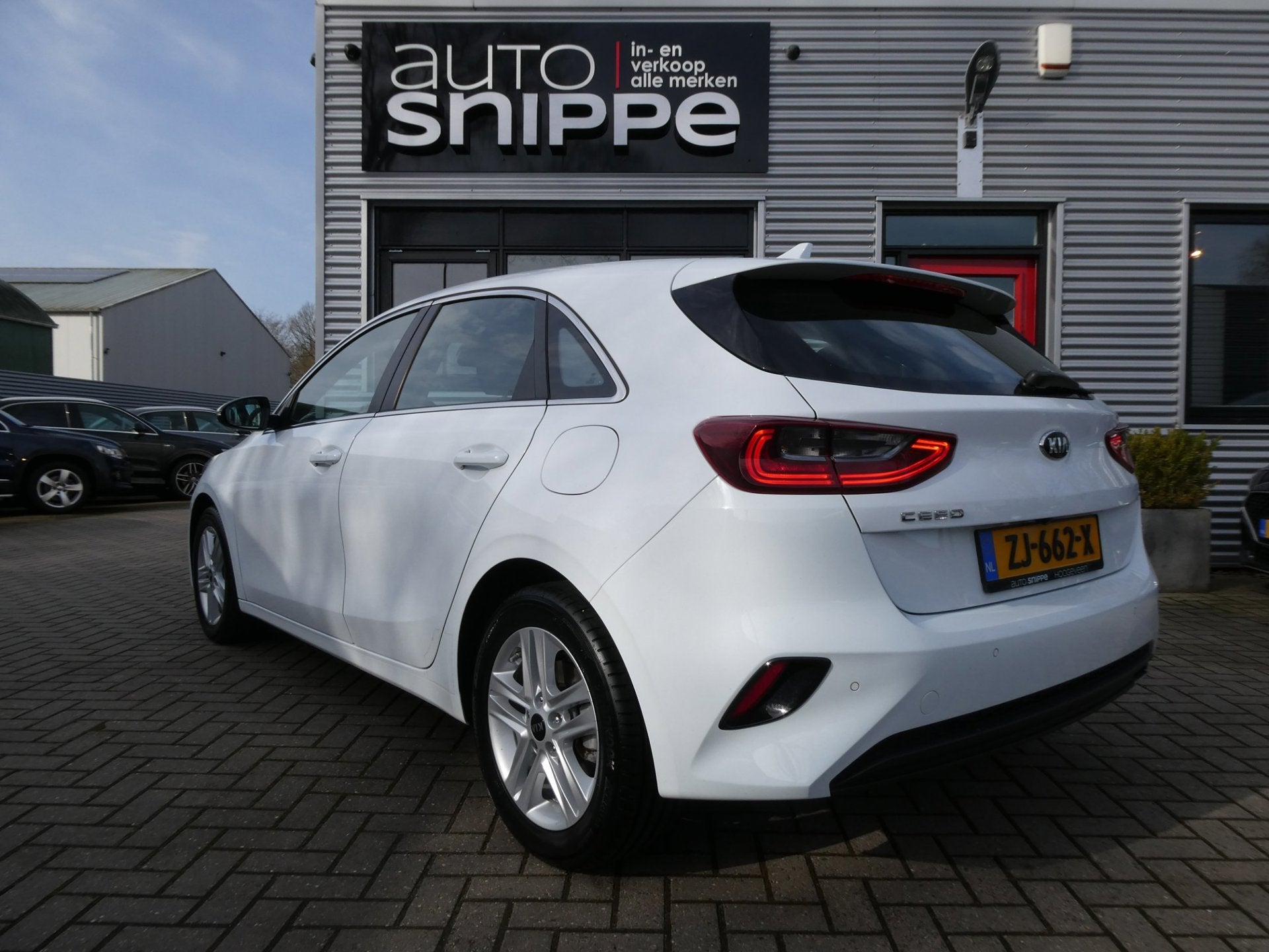 Kia Ceed 1.0 T-GDi DynamicLine 85000 KM!-DEALERONDERHOUDEN-N, Auto's, Voorwielaandrijving, Dealer onderhouden, Stof, Gebruikt