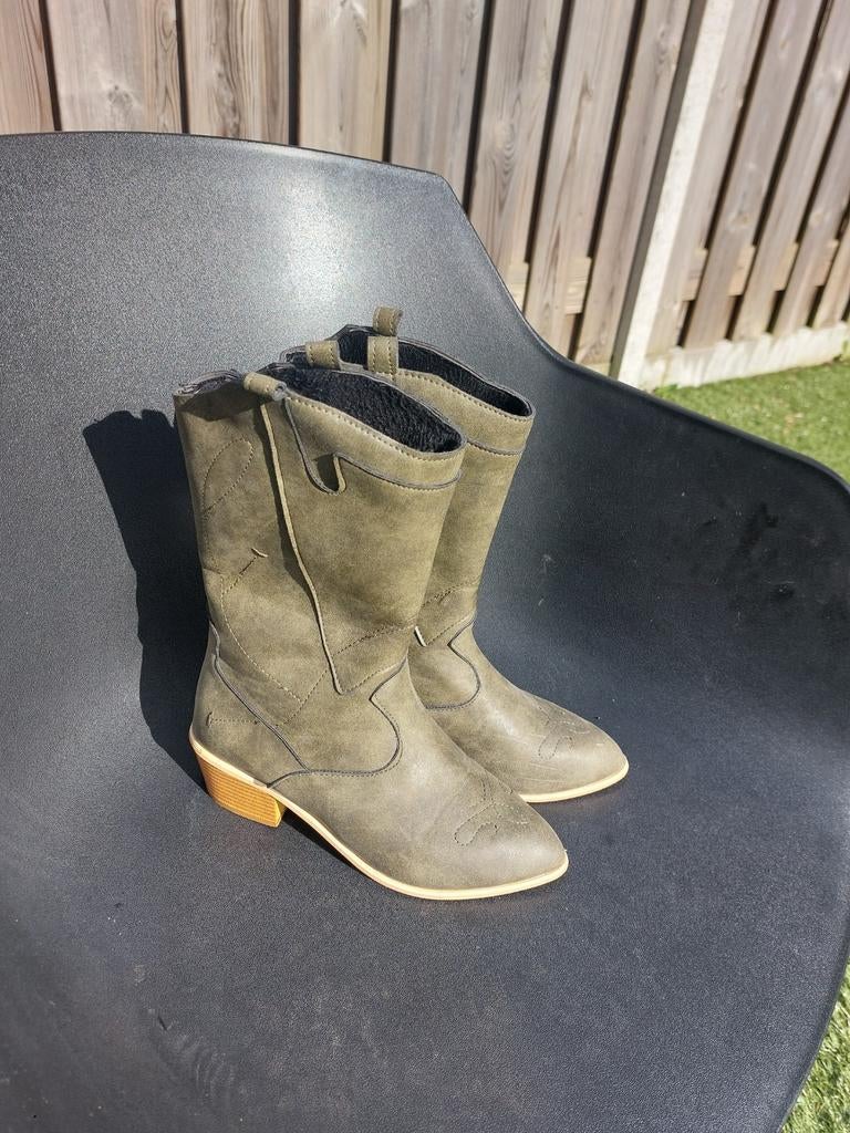 Nieuwe laarzen maat 37, Ophalen of Verzenden, Nieuw, Groen, Lage of Enkellaarzen