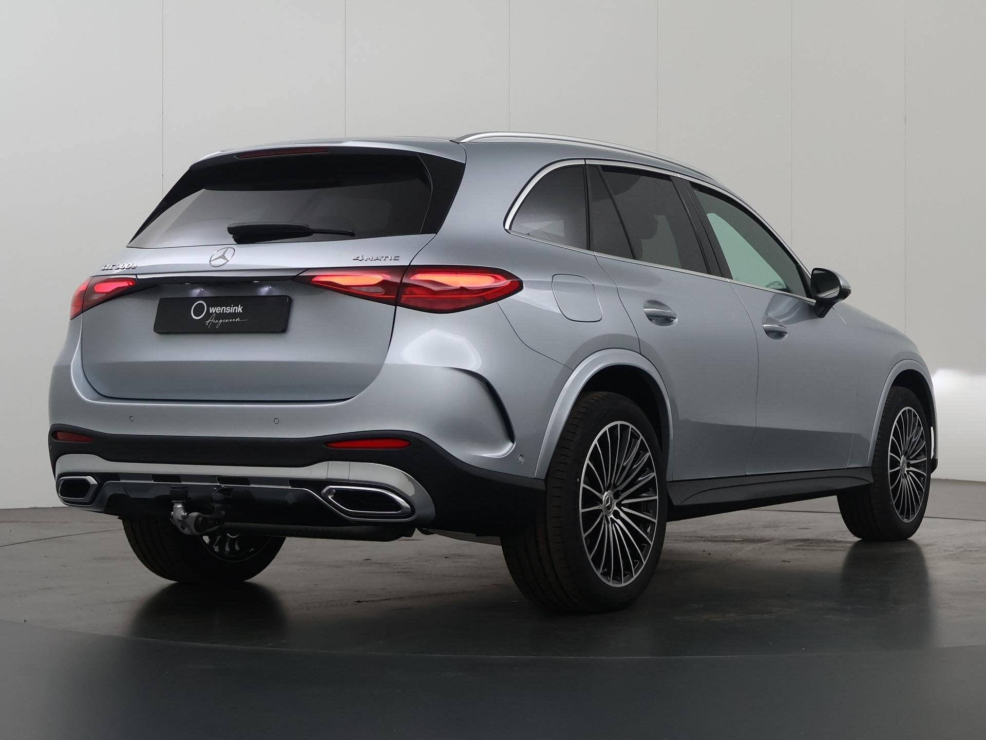 Mercedes-Benz GLC-klasse 300e 4MATIC Sport Edition | Panoram, Auto's, Automaat, Dealer onderhouden, Gebruikt, 4 cilinders