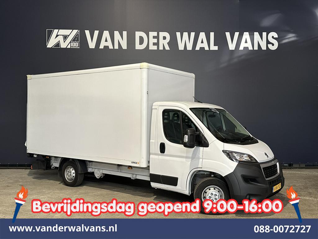 Peugeot Boxer 2.2 BlueHDi 141pk Bakwagen 435cm Lang Laadklep, Auto's, Bestelauto's, Voorwielaandrijving, Stof, Gebruikt, 4 cilinders
