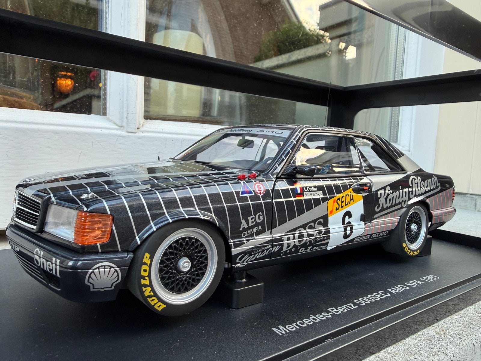 1:18 Mercedes 500 SEC AMG #6 Spa 24 HRS 1989 Autoart 88932, Hobby en Vrije tijd, Auto, Autoart, Ophalen of Verzenden, Zo goed als nieuw