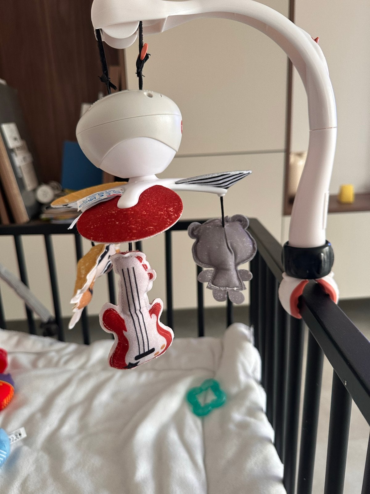 Muziekmobiel TinyLove - TinyRockers, Ophalen, Gebruikt, Mobiel, Met geluid