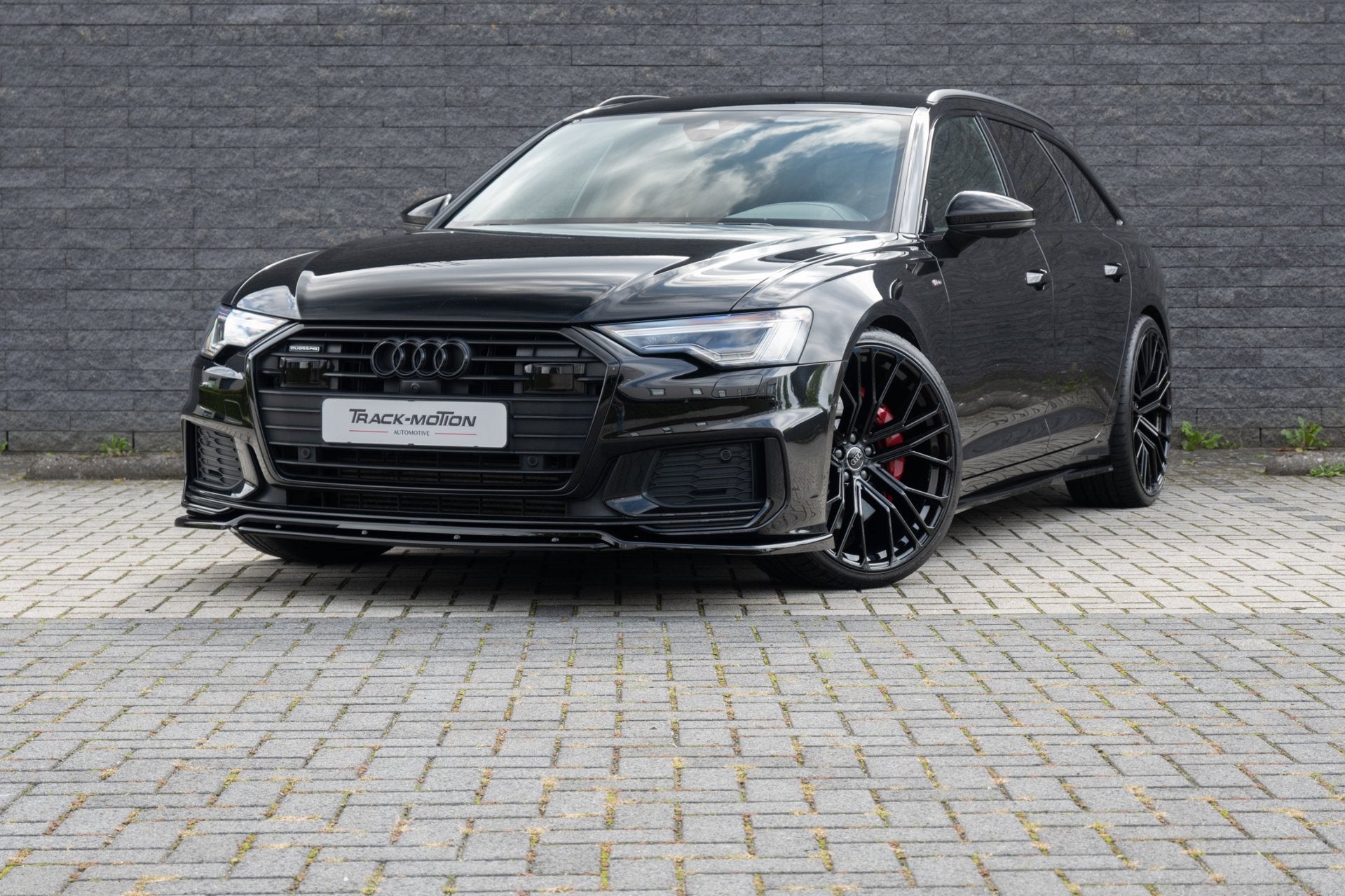 Audi A6 Avant 55 TFSI e quattro Pro Line S Competition, Auto's, Automaat, Dealer onderhouden, Gebruikt, Zwart