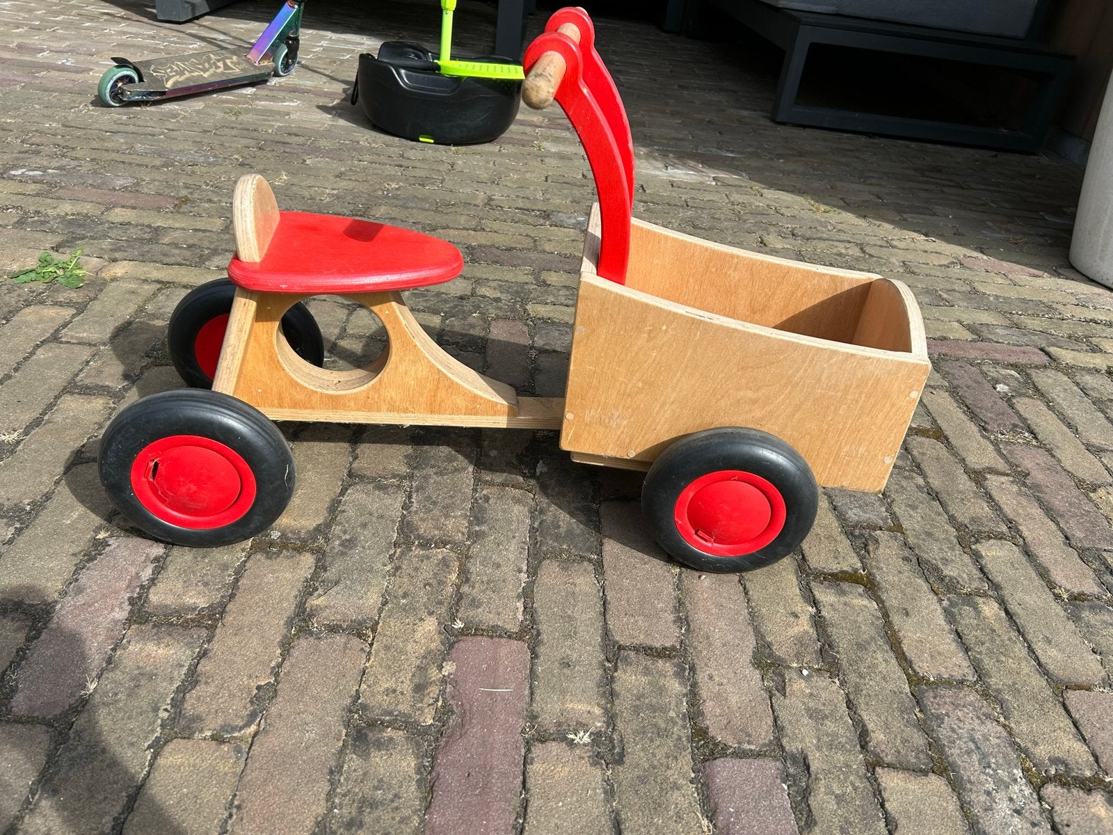Houten loopfiets met karretje, Ophalen, Gebruikt, Loopfiets