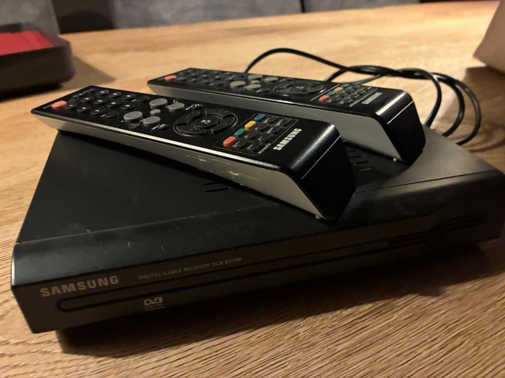 Samsung Digital Cable Receiver DCB-B270R met afstandsbedieni, Ophalen, Gebruikt, Decoder
