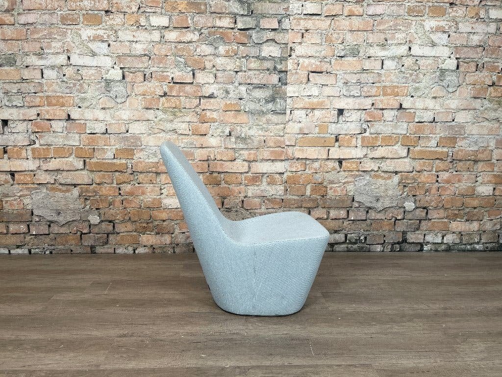 Vitra Monopod lichtblauw bij TheReSales, Ophalen, Minder dan 50 cm, Minder dan 75 cm, Design