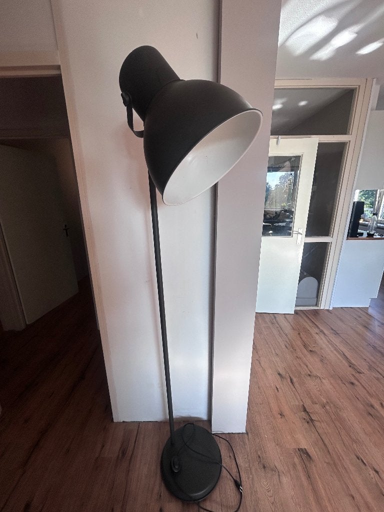 Industriële lamp, Huis en Inrichting, Lampen | Vloerlampen, Ophalen, E27 (groot), Zo goed als nieuw, 150 tot 200 cm