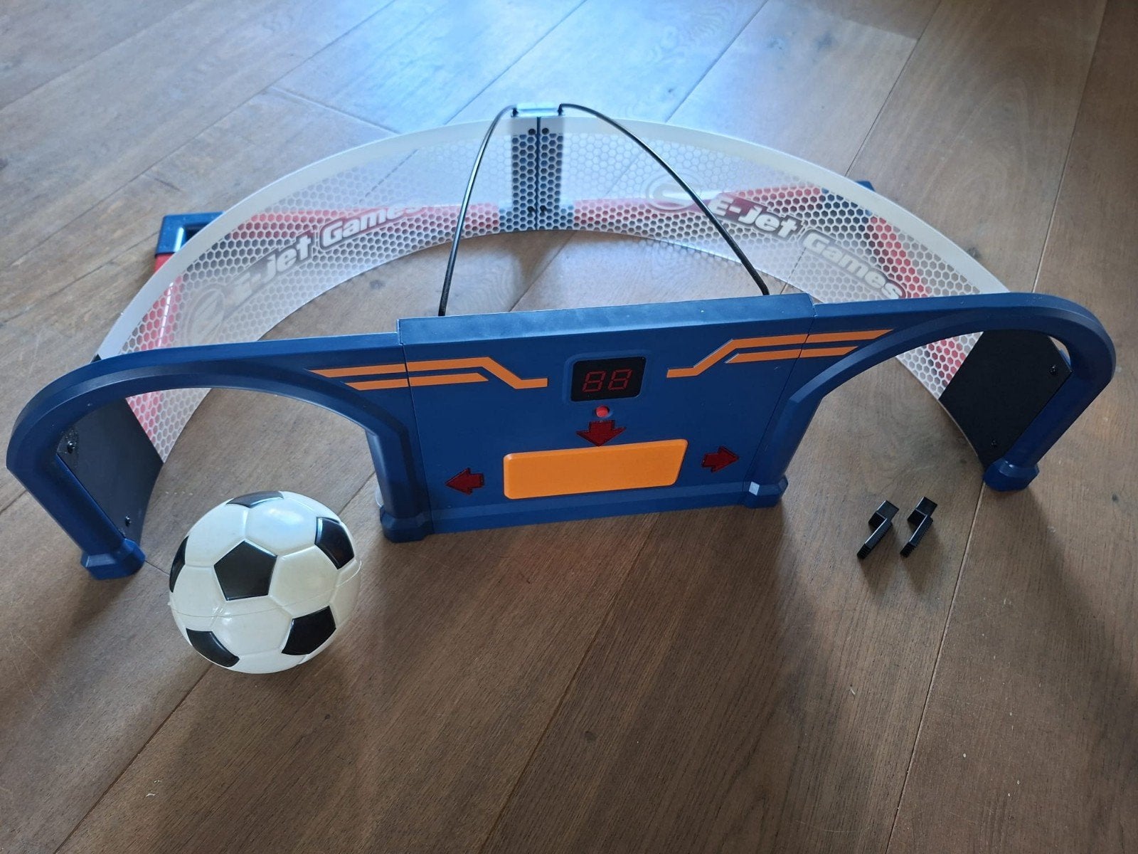 E-Jet Games Voetbaldoel met Bal (soccer roundabout, Ophalen of Verzenden, Zo goed als nieuw
