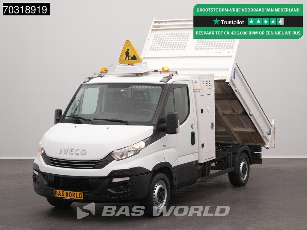 Iveco Daily 35S14 Automaat Open Laadbak met Kist 3.5t trekha, Auto's, Bestelauto's, Bedrijf, Te koop, Achteruitrijcamera, Airconditioning