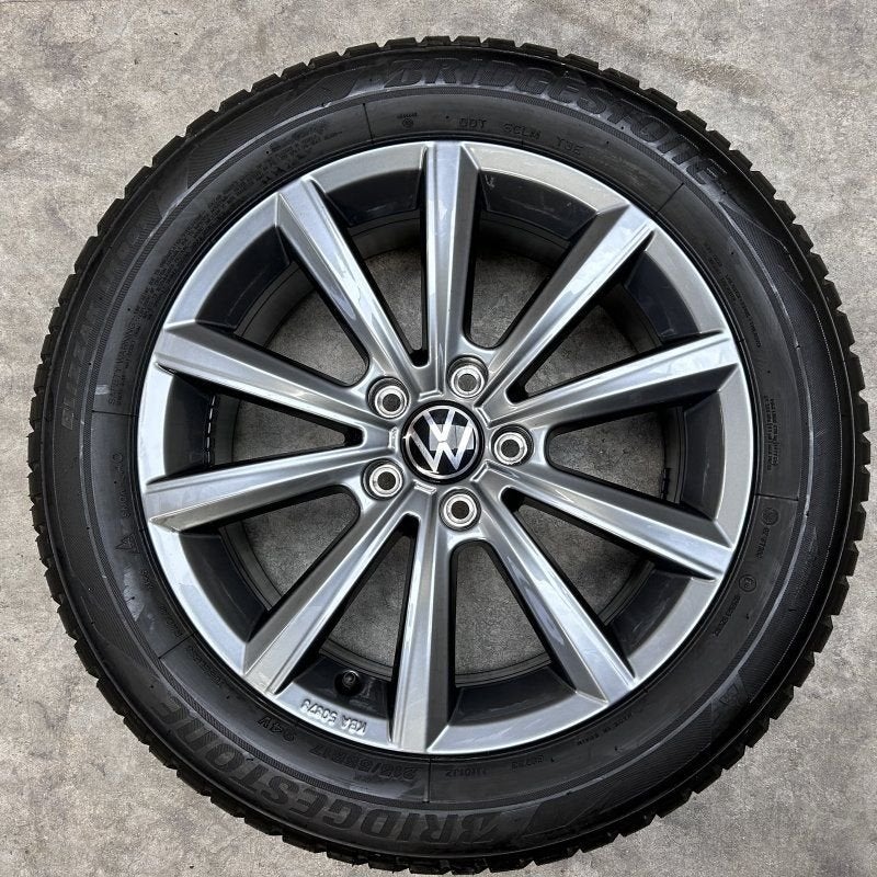 17 inch originele Merano velgen + winterbanden VW Passat, 215 mm, -, -, Banden en Velgen
