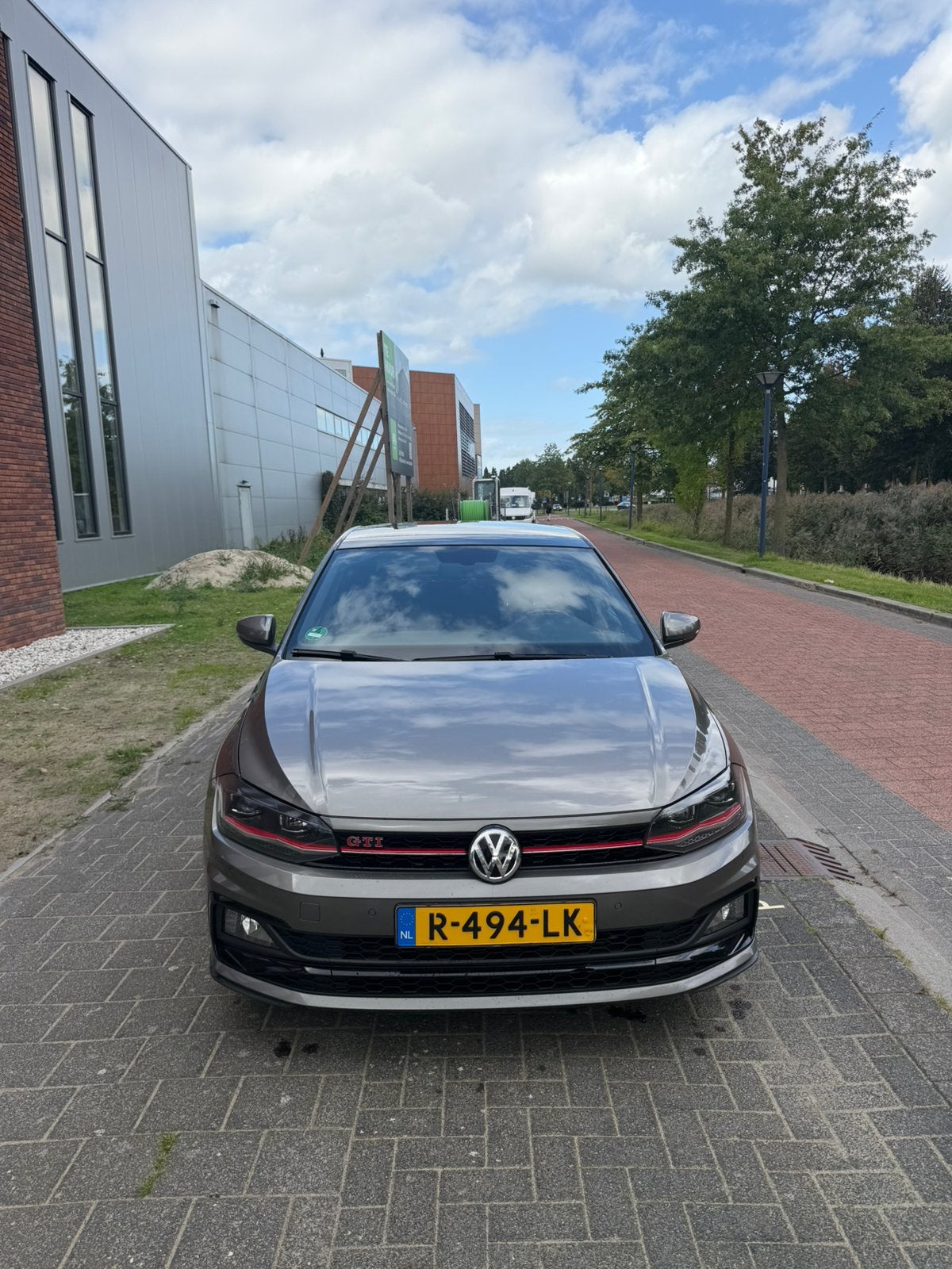 Volkswagen Polo 2.0 TSI 200pk 6-DSG 2019 Grijs, Auto's, 4 cilinders, 1984 cc, 1200 kg, Particulier