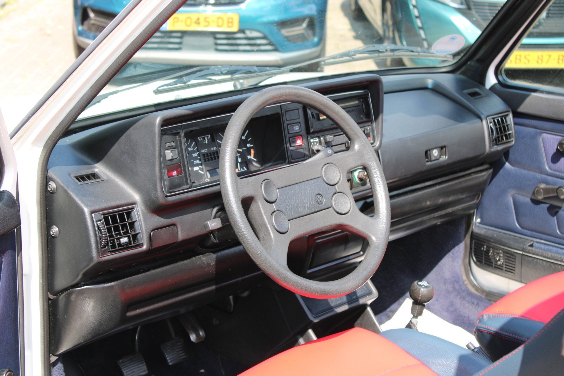 Volkswagen Golf 1.6 Karmann cabrio (bj 1987), foto 5