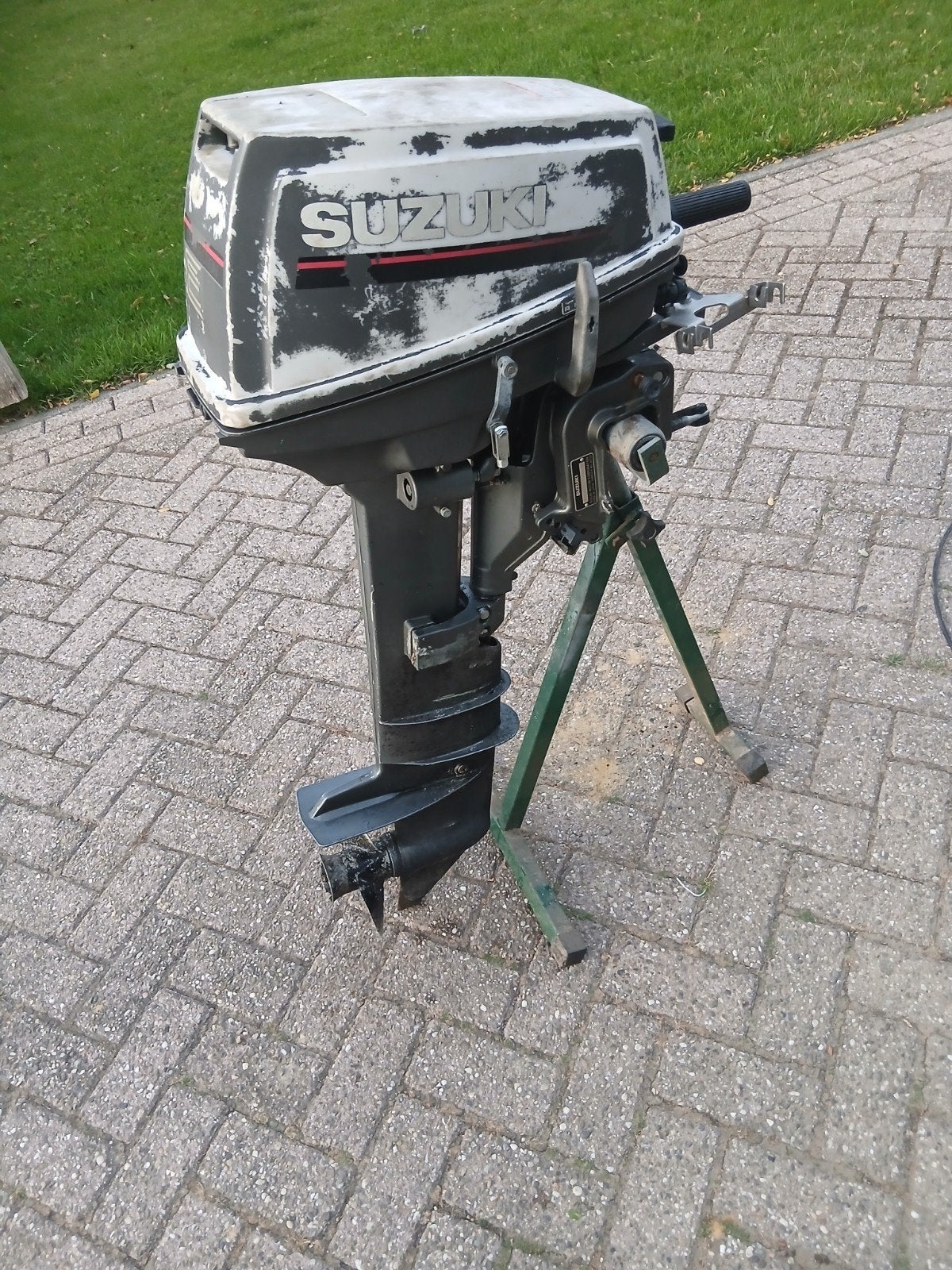 Suzuki 8pk 2-takt buitenboordmotor met gashendel, Ophalen of Verzenden, Gebruikt