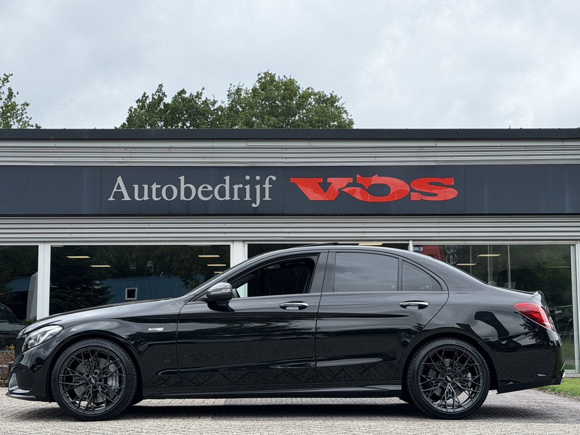 Mercedes-Benz C-Klasse AMG 43 4MATIC | ILS | Glasdak | Camer, 368 pk, Leder, Bedrijf, Vierwielaandrijving