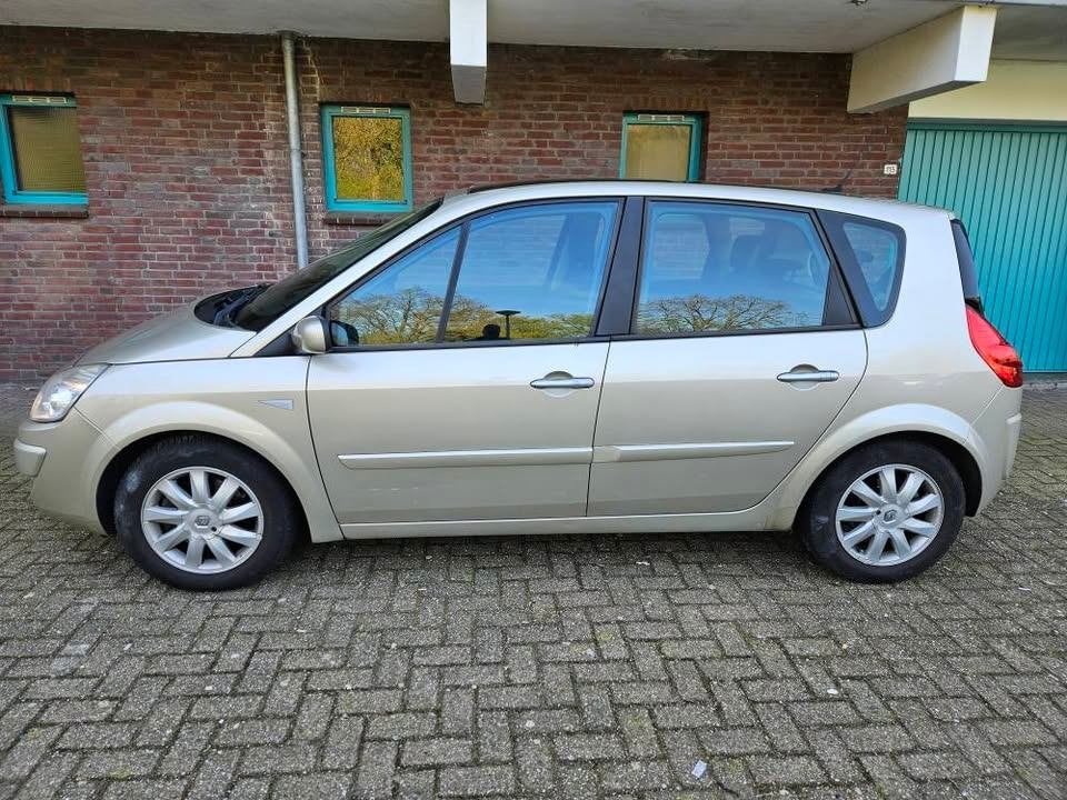 Renault Scénic 2.0 16V 99KW AUT 2007 Beige, 1998 cc, 1250 kg, 4 cilinders, Beige