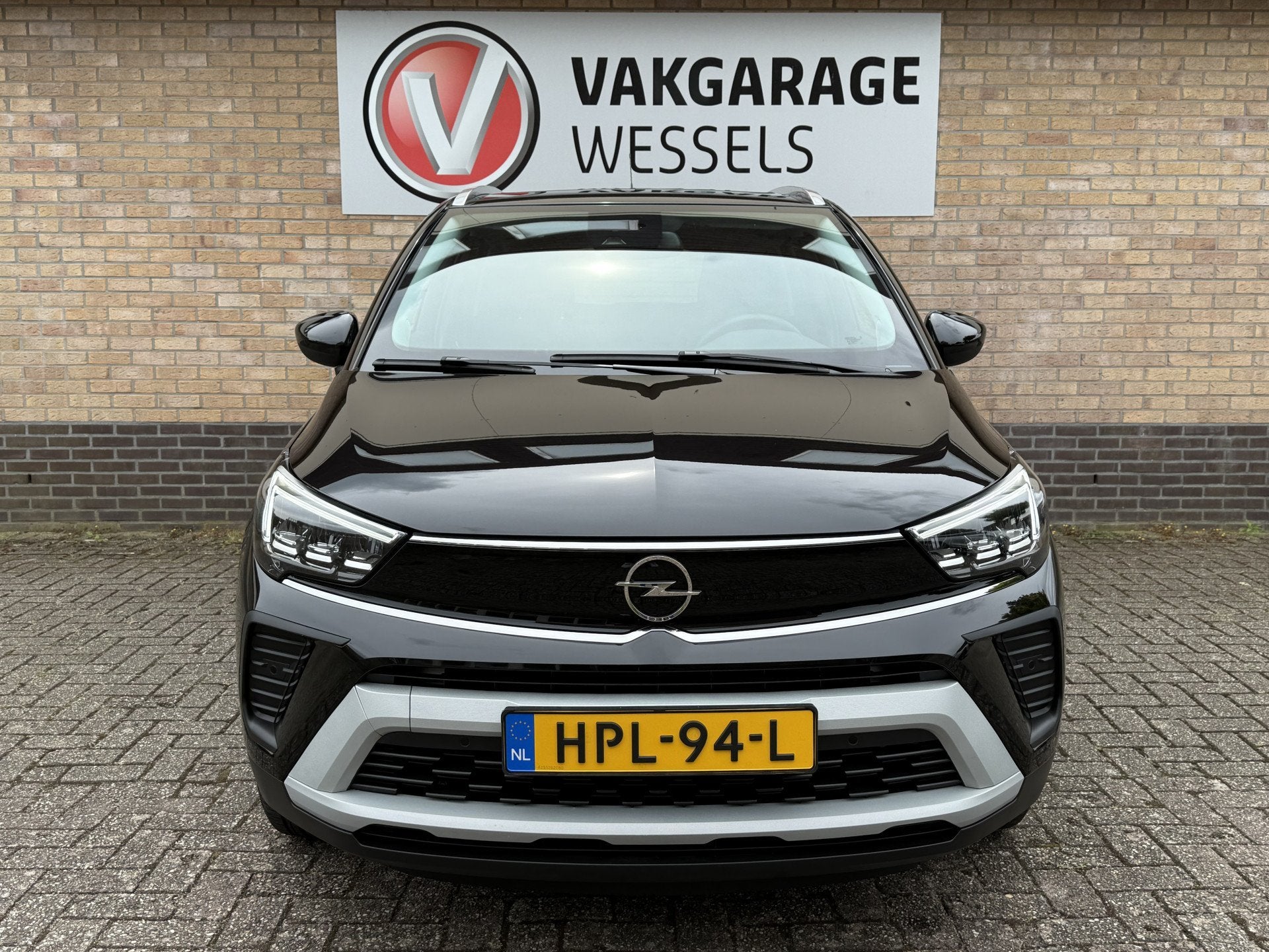 Opel Crossland 1.2 Turbo Elegance | Panoramadak | Dodehoek |, Auto's, Gebruikt, 1199 cc, Zwart, Bedrijf