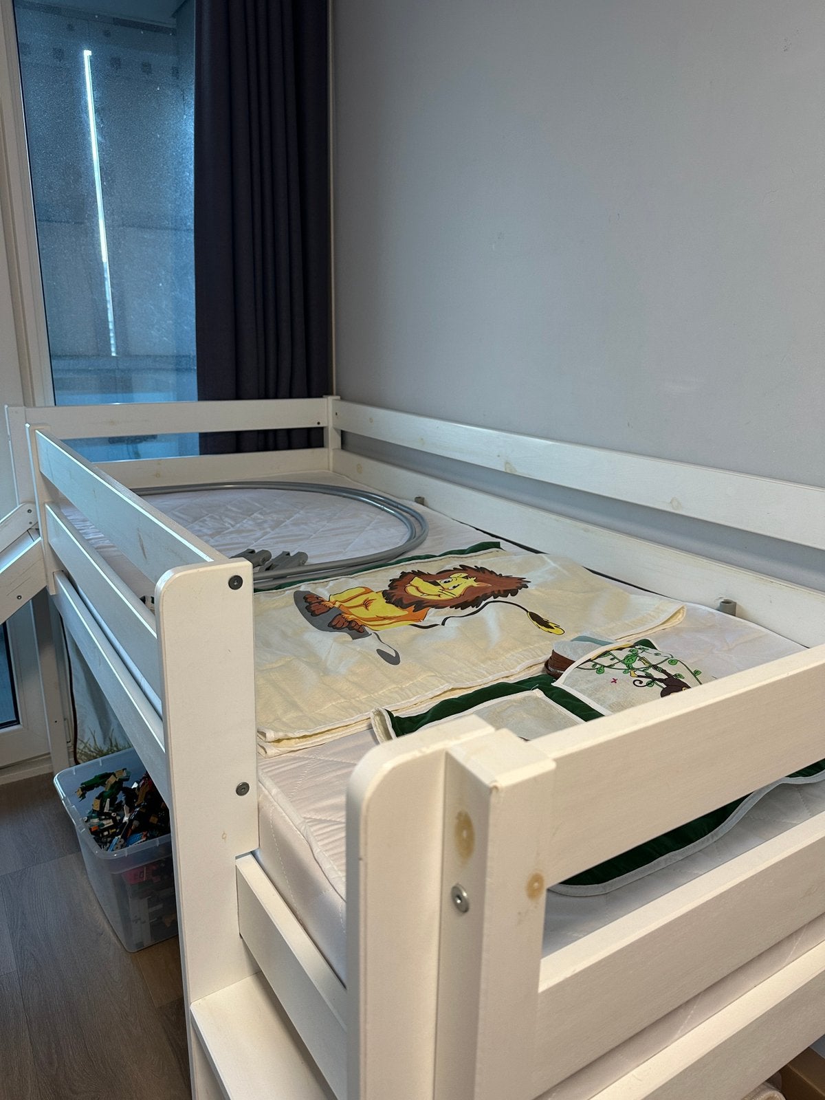 Gratis kinderhoogslaper met glijbaan, Ophalen, Gebruikt, Halfhoogslaper