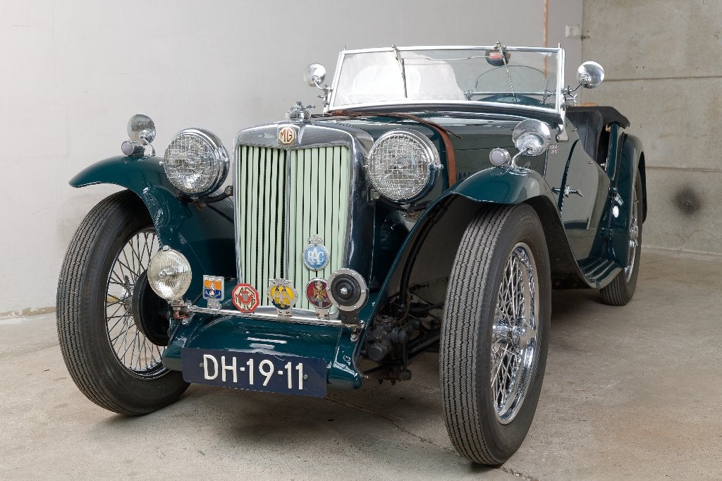 MG TC | British Racing Green | Chrome Spokes, Auto's, Achterwielaandrijving, Zwart, Cabriolet, Bedrijf
